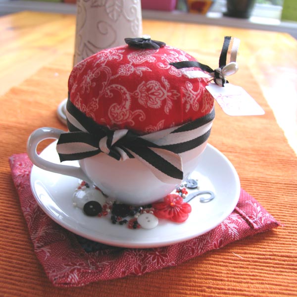 28 Decorative and Creative Ideas with Cups for Mother's Day