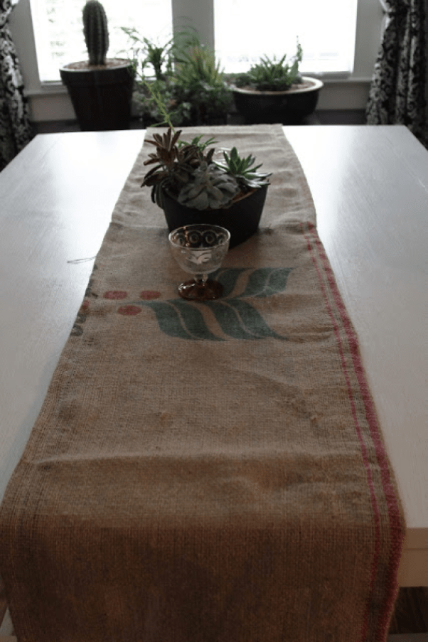 7 Alternative Table Runners