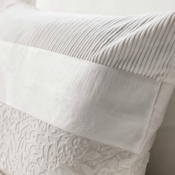 25 Throw Pillows Winter Edition