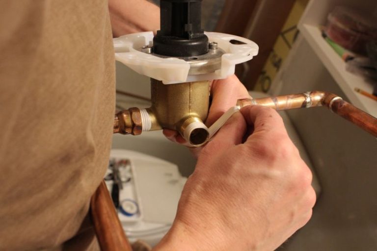 How to Install a Shower Head