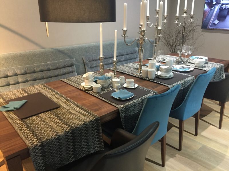 Horizontal Table Runners Home Decorating Trends Homedit