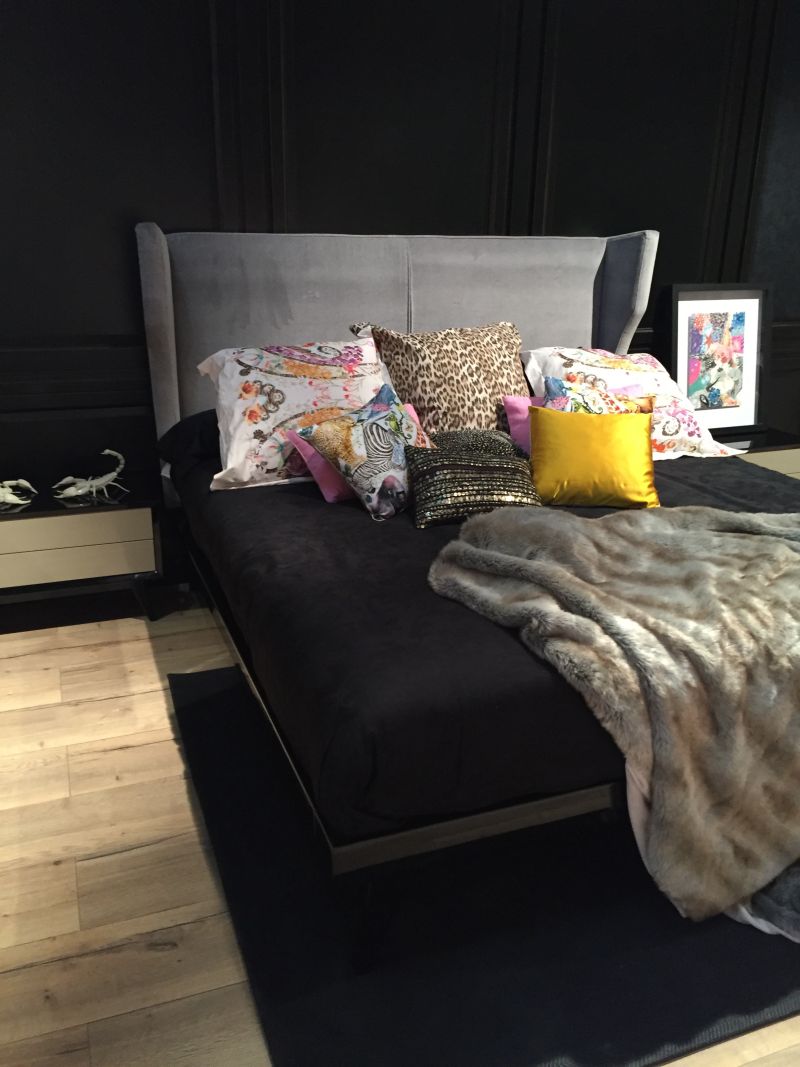 Fun With Throw Pillows History And Decorating Tips