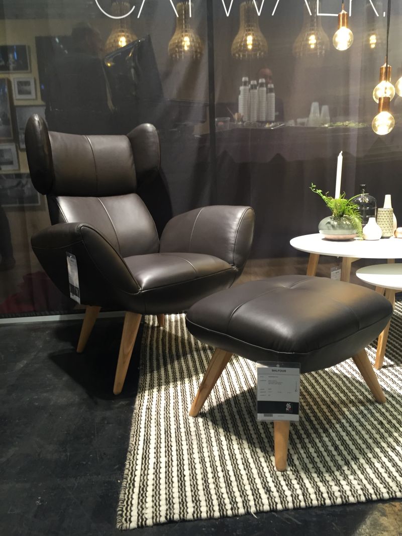 New Masculine Furniture For Small Room