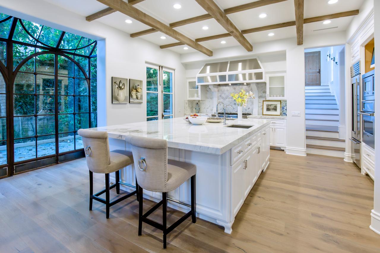 12 Ways to Incorporate a Coffered Ceiling Into Your Home