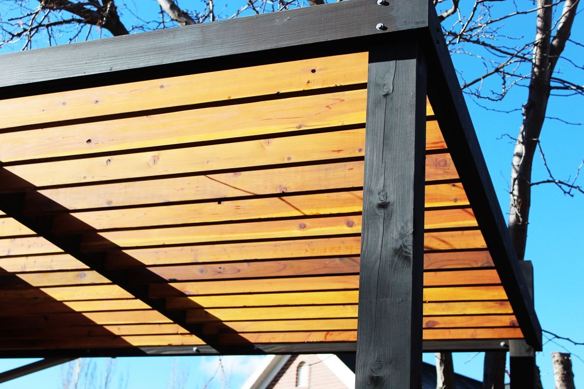 How to Build a Modern Pergola
