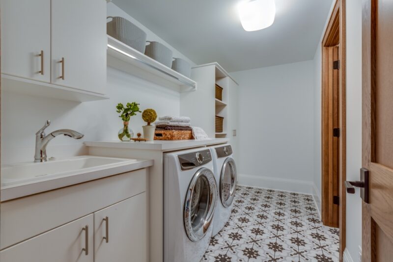 15+ Laundry Room Organization Tips To Help You Reduce Stress