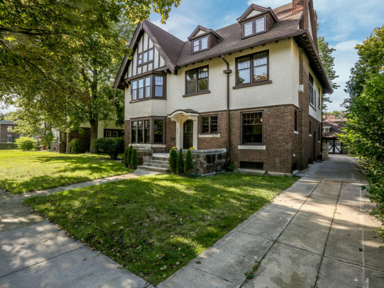 10 Exterior Window Trim Ideas to Give Your Home a Finished Look