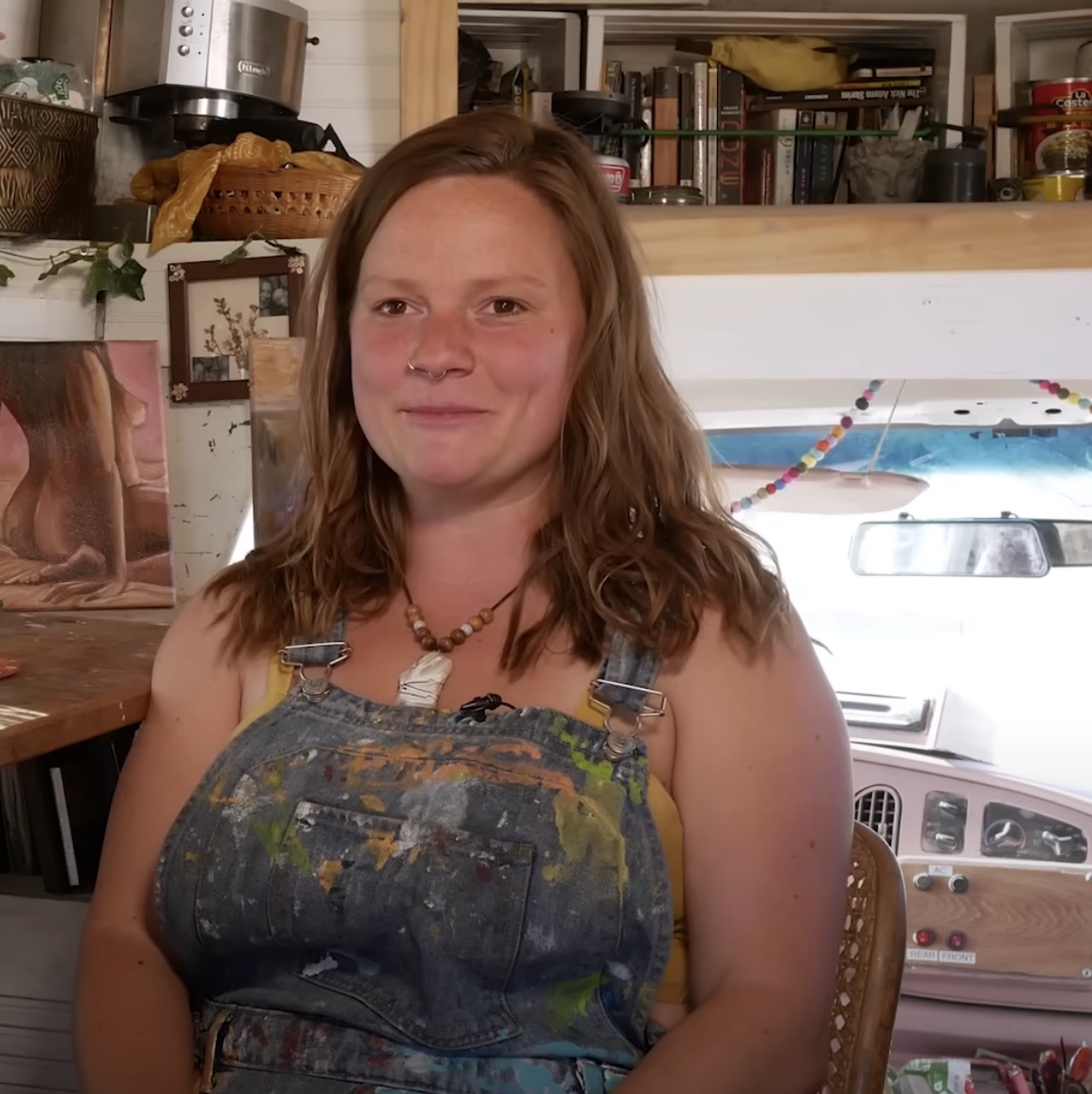 Woman ditches ‘traditional living’ building herself an incredible tiny