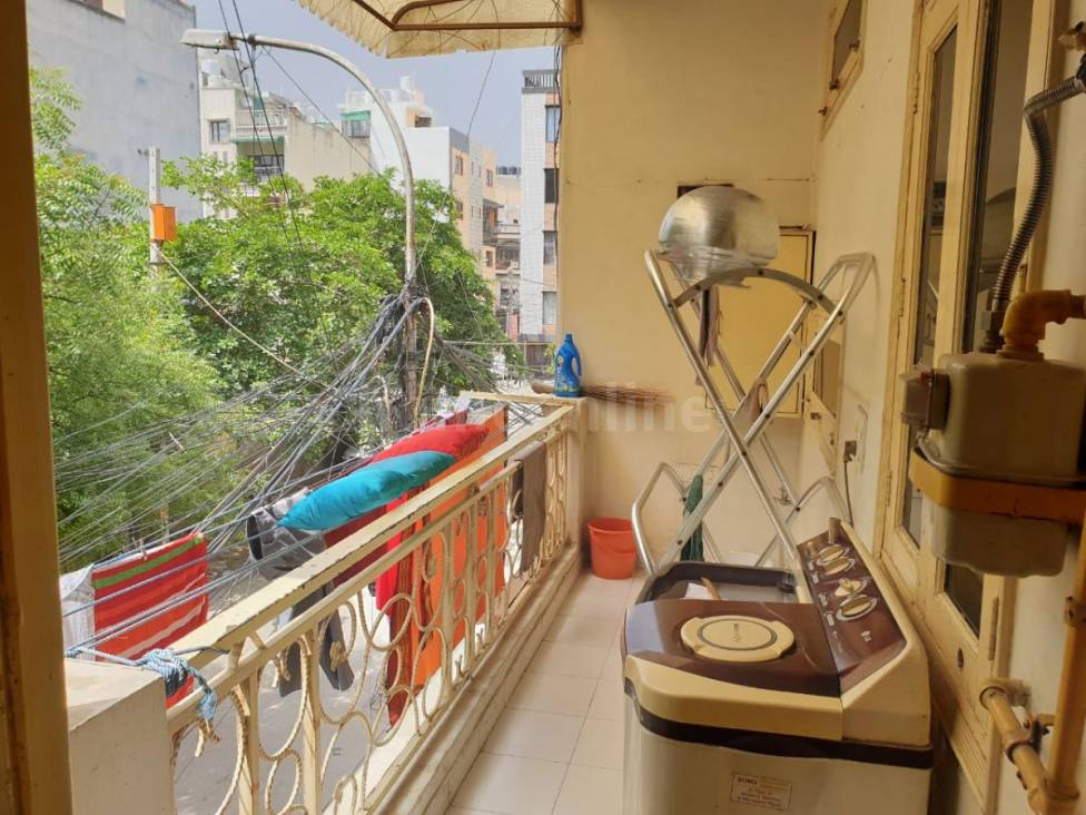 4 BHK Flat / Apartment in Ashoka Enclave CGHS, Dwarka, New Delhi 1700