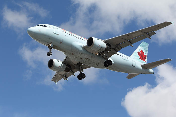Direct flights from Toronto to Las Vegas