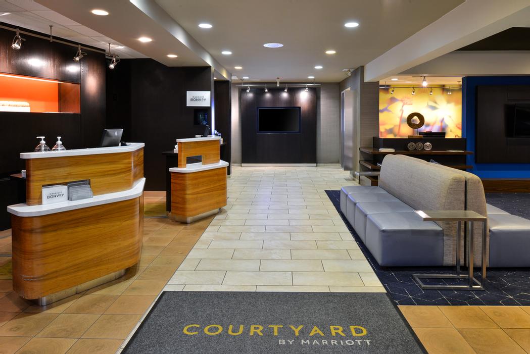 COURTYARD BY MARRIOTT® DETROIT UTICA Utica MI 46000 Utica Park 48315
