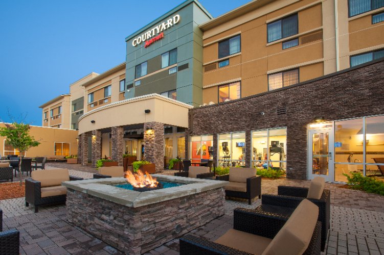 COURTYARD MANKATO MARRIOTT Mankato MN 901 Raintree Rd. 56001