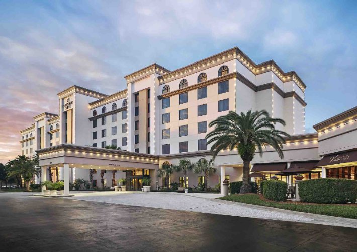 BUENA VISTA SUITES Orlando FL 8203 World Center 32821