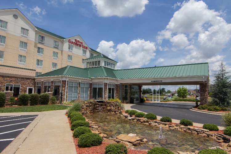 HILTON GARDEN INN CLARKSVILLE Clarksville TN 290 Alfred Thun Rd. 37040