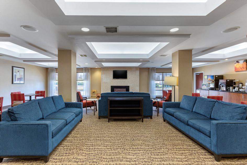 COMFORT SUITES COLUMBIA GATEWAY Elkridge MD 7146 Old Waterloo Rd. 21075