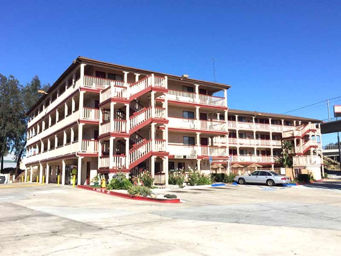 HERITAGE INN LA MESA La Mesa CA 7851 Fletcher Pkwy. 91942