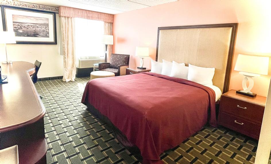 FAIRBRIDGE HOTEL CLEVELAND EAST Wickliffe OH 28600 Ridgehills 44092