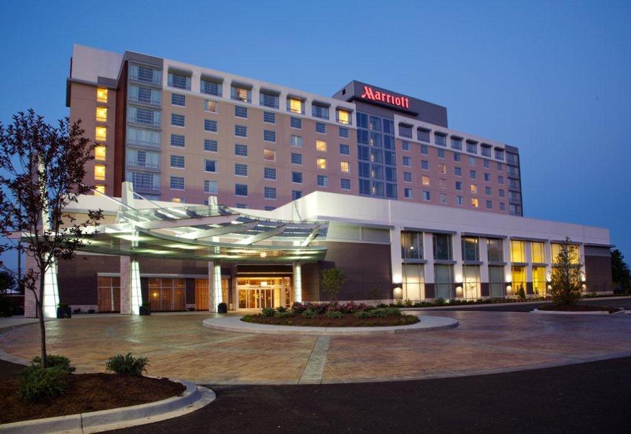 MARRIOTT LOUISVILLE EAST Louisville KY 1903 Embassy Sq. 40299