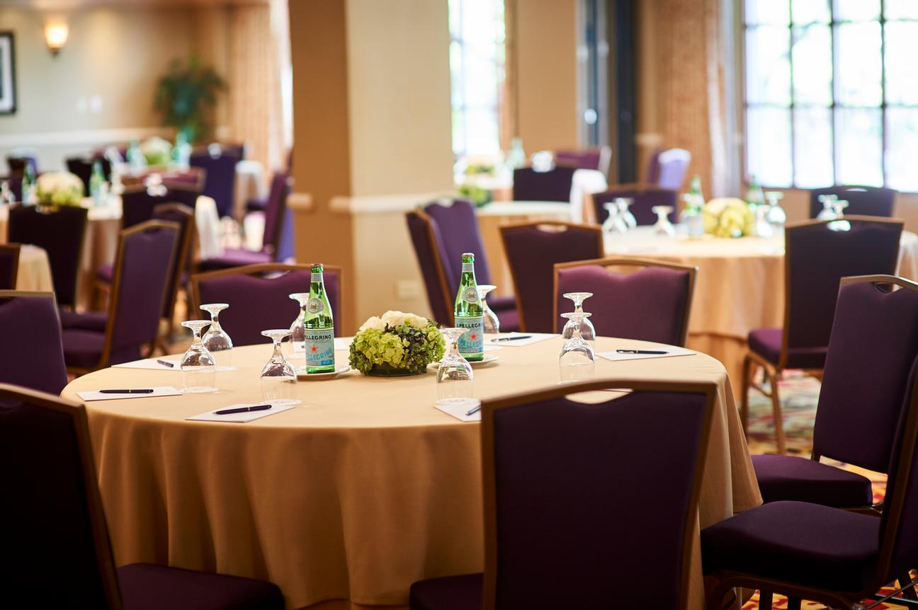 WARWICK DENVER Denver CO 1776 Grant 80203