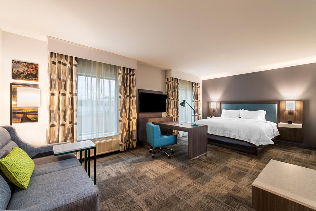 HAMPTON INN® & SUITES SNELLVILLE ATLANTA NE Snellville GA 1905 Pharrs