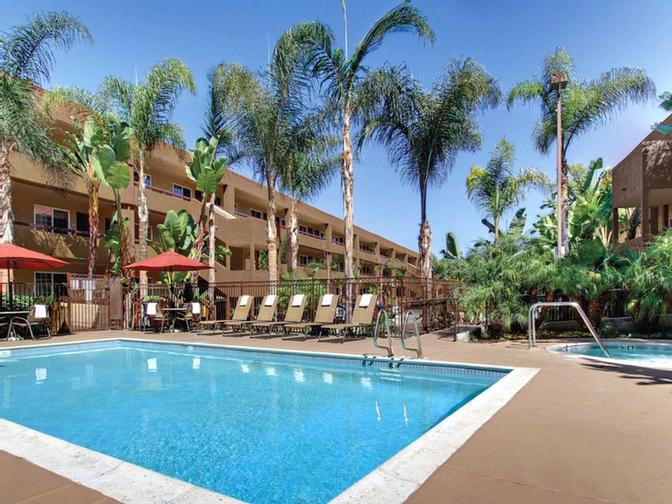 LA QUINTA® INN & SUITES BY WYNDHAM SAN DIEGO SEAWORLD/ZOO San Diego