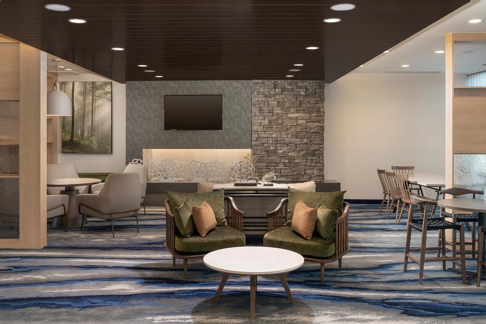 FAIRFIELD INN & SUITES BY MARRIOTT® NEW ORLEANS METAIRIE Metairie LA 2710 Severn 70002