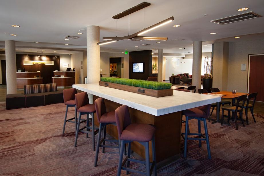 COURTYARD BY MARRIOTT® VALDOSTA Valdosta GA 1564 Baytree Rd. 31602