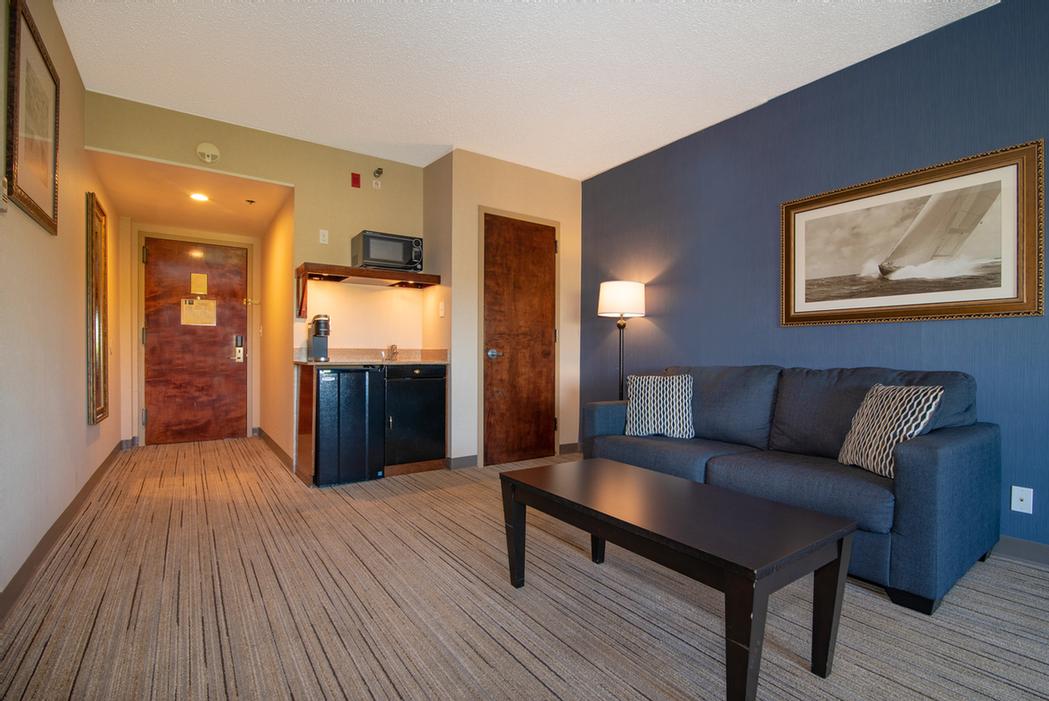 HOLIDAY INN EXPRESS® STONY BROOK AN IHG HOTEL Stony Brook NY 3131