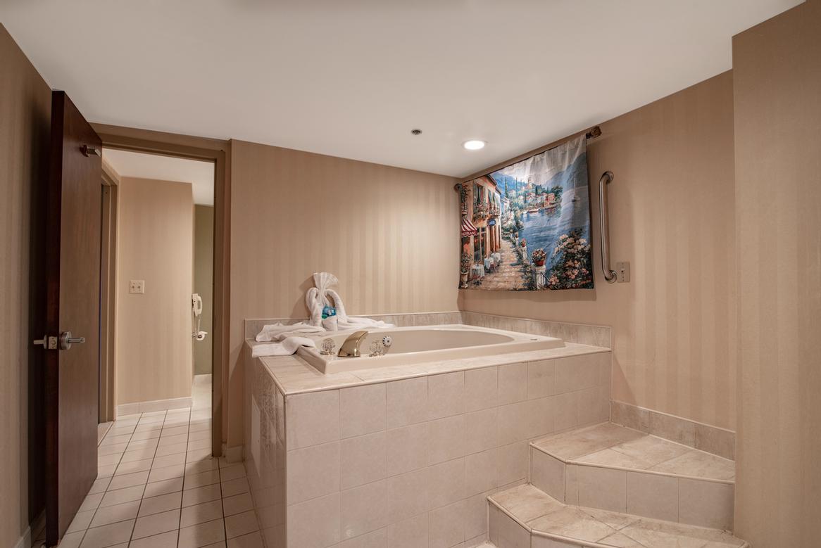 HOLIDAY INN EXPRESS® STONY BROOK AN IHG HOTEL Stony Brook NY 3131