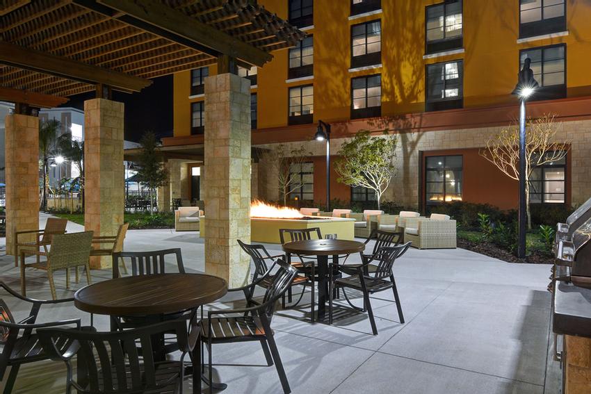HOME2 SUITES BY HILTON® ORLANDO AT FLAMINGO CROSSING Winter Garden FL
