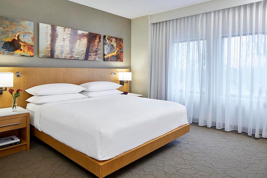 RENAISSANCE CHICAGO GLENVIEW SUITES HOTEL Glenview IL 1400 North