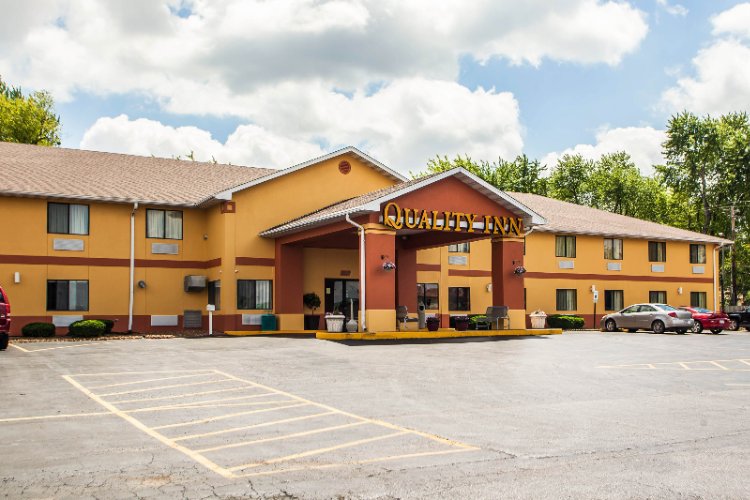QUALITY INN Ofallon IL 1409 West Highway 50 62269