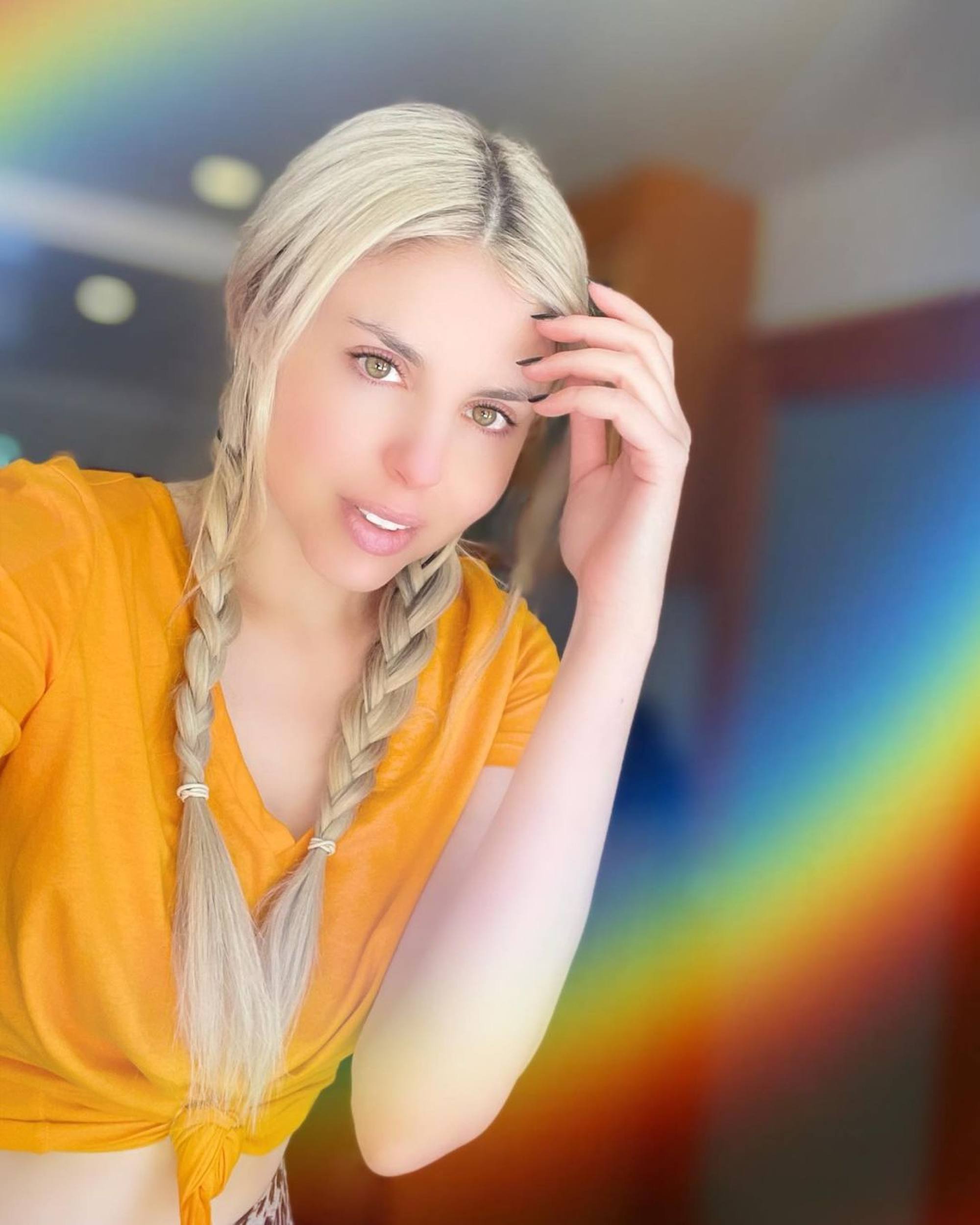 Meet Miley Cyrus’ rumoured new stepmum, Firerose who may even be