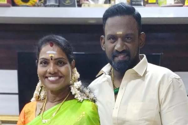 மறைந்த நடிகர் ரோபோ ஷங்கரின் திருமண புகைப்படத்தை பார்த்துள்ளீர்களா.. இதோ பாருங்க மறைந்த நடிகர் ரோபோ ஷங்கரின் திருமண புகைப்படத்தை பார்த்துள்ளீர்களா.. இதோ பாருங்க