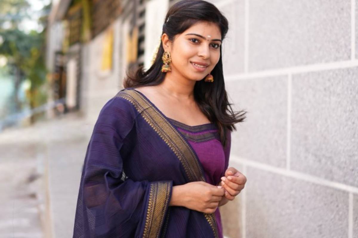 சிறகடிக்க ஆசை சீரியலில் சீதாவாக நடிக்கும் நடிகை சங்கீதாவின் அழகிய போட்டோஸ் சிறகடிக்க ஆசை சீரியலில் சீதாவாக நடிக்கும் நடிகை சங்கீதாவின் அழகிய போட்டோஸ்