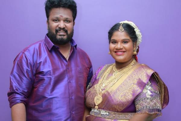 கர்ப்பமாக இருக்கும் நேரத்தில் கணவரிடன் ஒரு ஆசையை கூறிய இந்திரஜா.. அவர் நிறைவேற்றுவாரா? கர்ப்பமாக இருக்கும் நேரத்தில் கணவரிடன் ஒரு ஆசையை கூறிய இந்திரஜா.. அவர் நிறைவேற்றுவாரா?