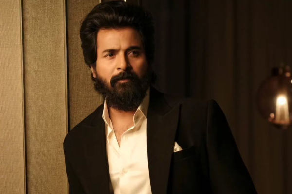 ரூ.1000 கோடி ஹிட் கொடுத்த இயக்குனர் உடன் சிவகார்த்திகேயன் அடுத்த படம்! யார் பாருங்க ரூ.1000 கோடி ஹிட் கொடுத்த இயக்குனர் உடன் சிவகார்த்திகேயன் அடுத்த படம்! யார் பாருங்க