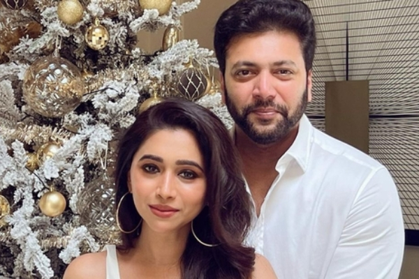 ஆர்த்தி உடன் பிரச்சனைக்கு நடுவில் ரவி மோகன் எங்கே சென்று இருக்கிறார் பாருங்க ஆர்த்தி உடன் பிரச்சனைக்கு நடுவில் ரவி மோகன் எங்கே சென்று இருக்கிறார் பாருங்க