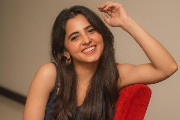 கில்லர் நாயகி ப்ரீத்தி அஸ்ராணியின் லேட்டஸ்ட் Stunning போட்டோஷூட்.. கில்லர் நாயகி ப்ரீத்தி அஸ்ராணியின் லேட்டஸ்ட் Stunning போட்டோஷூட்..