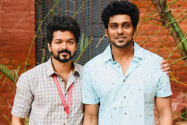 தளபதி விஜய்யுடன் இணைந்து நடித்துள்ள பிக் பாஸ் ராணவ்.. வைரலாகும் வீடியோ தளபதி விஜய்யுடன் இணைந்து நடித்துள்ள பிக் பாஸ் ராணவ்.. வைரலாகும் வீடியோ
