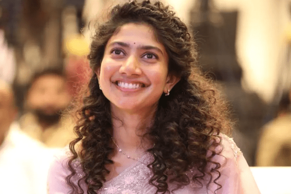 தனது Biopic குறித்து பேசிய சாய் பல்லவி.. படத்தின் டைட்டில் என்ன தெரியுமா தனது Biopic குறித்து பேசிய சாய் பல்லவி.. படத்தின் டைட்டில் என்ன தெரியுமா