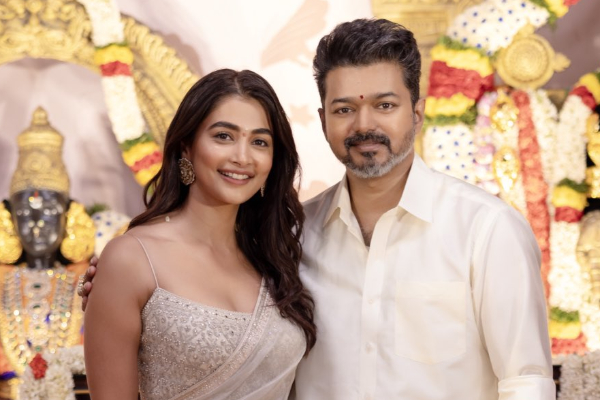 மலேசியாவில் இத்தனை கோடிக்கு விற்பனை ஆகியுள்ளதா ஜனநாயகன்.. ரெக்கார்ட் பிரேக் செய்த விஜய் மலேசியாவில் இத்தனை கோடிக்கு விற்பனை ஆகியுள்ளதா ஜனநாயகன்.. ரெக்கார்ட் பிரேக் செய்த விஜய்