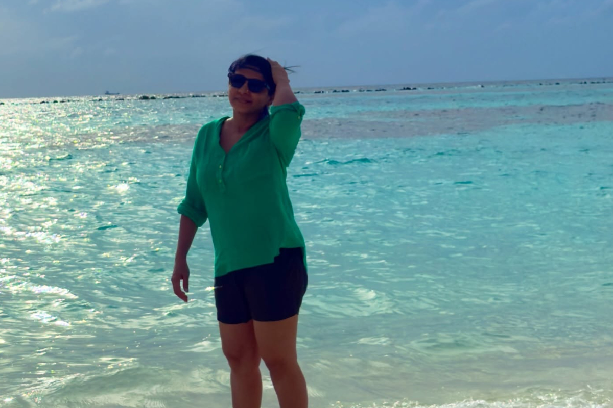 எதிர்நீச்சல் ரேணுகா.. மாலத்தீவு போனதும் ஷார்ட் உடையில் வலம் வந்த வீடியோ எதிர்நீச்சல் ரேணுகா.. மாலத்தீவு போனதும் ஷார்ட் உடையில் வலம் வந்த வீடியோ