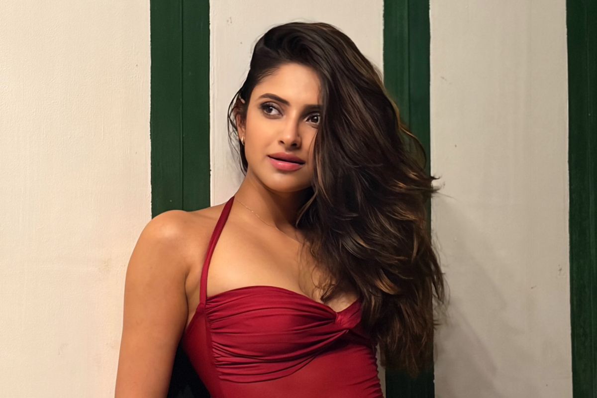 சீரியல் நடிகை ஆயிஷா ரெட் ஹாட் புகைப்படங்கள் சீரியல் நடிகை ஆயிஷா ரெட் ஹாட் புகைப்படங்கள்