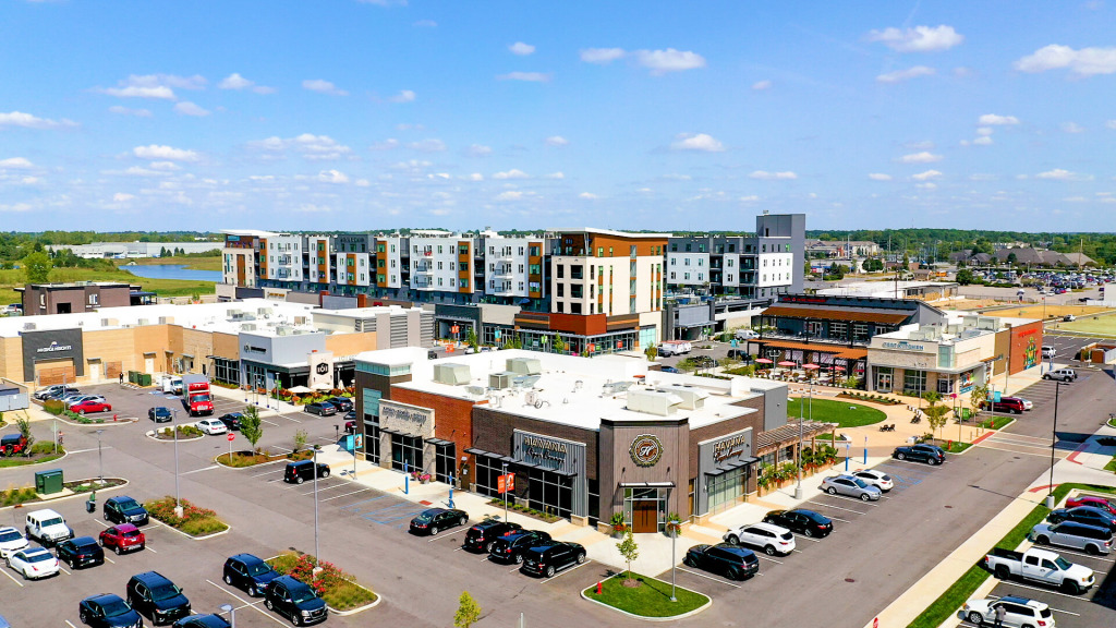 Fishers District retail area, apartments sold to Chicago firm in