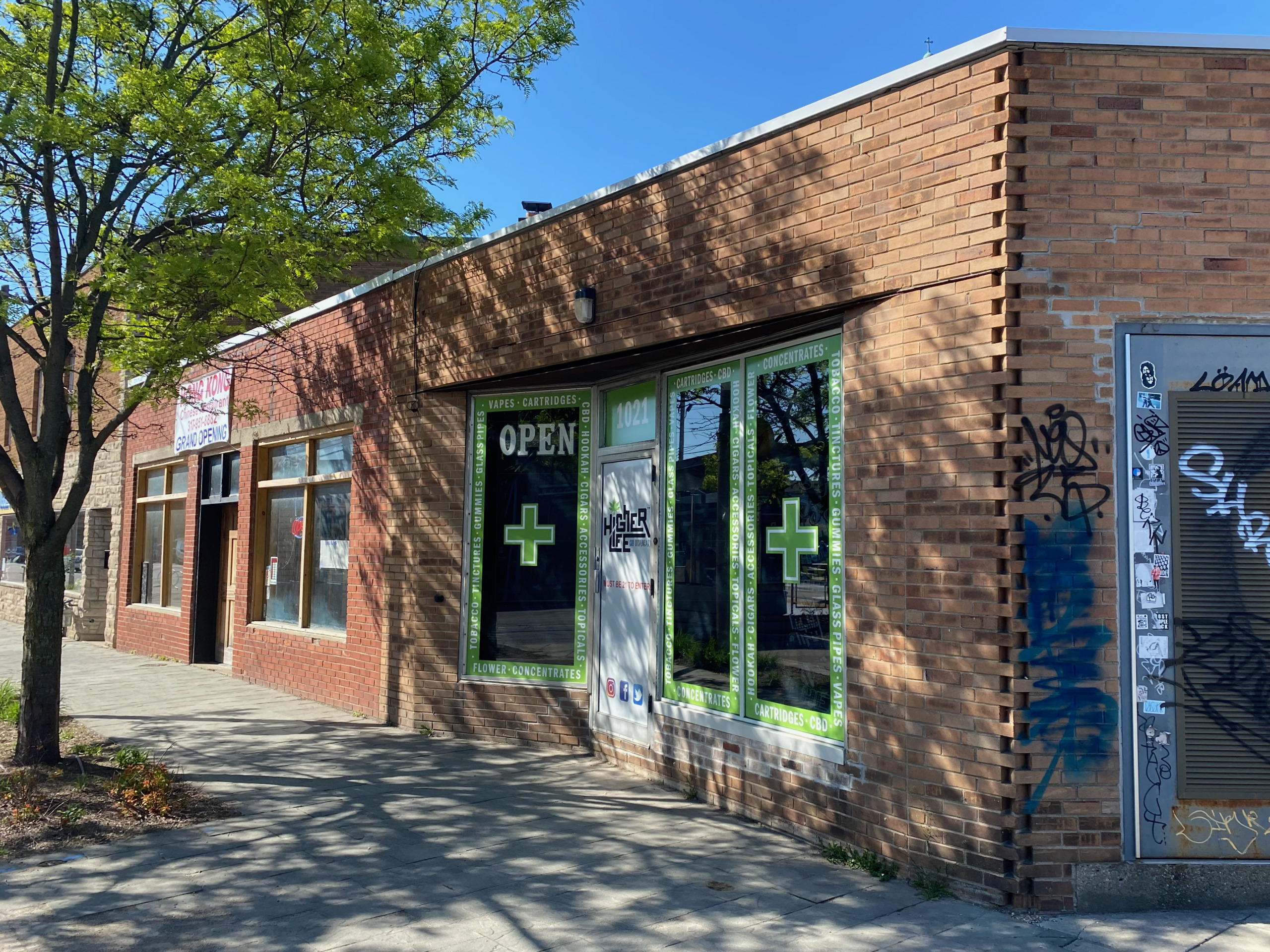 CBD store moves to Fountain Square neighborhood thick with smoke shops