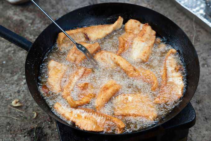 5 Tips agar Wajan Tak Lengket saat Menggoreng, Gampang Banget!