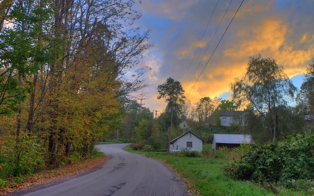 Five Rural Maine Towns Form Coalition for Affordable Broadband