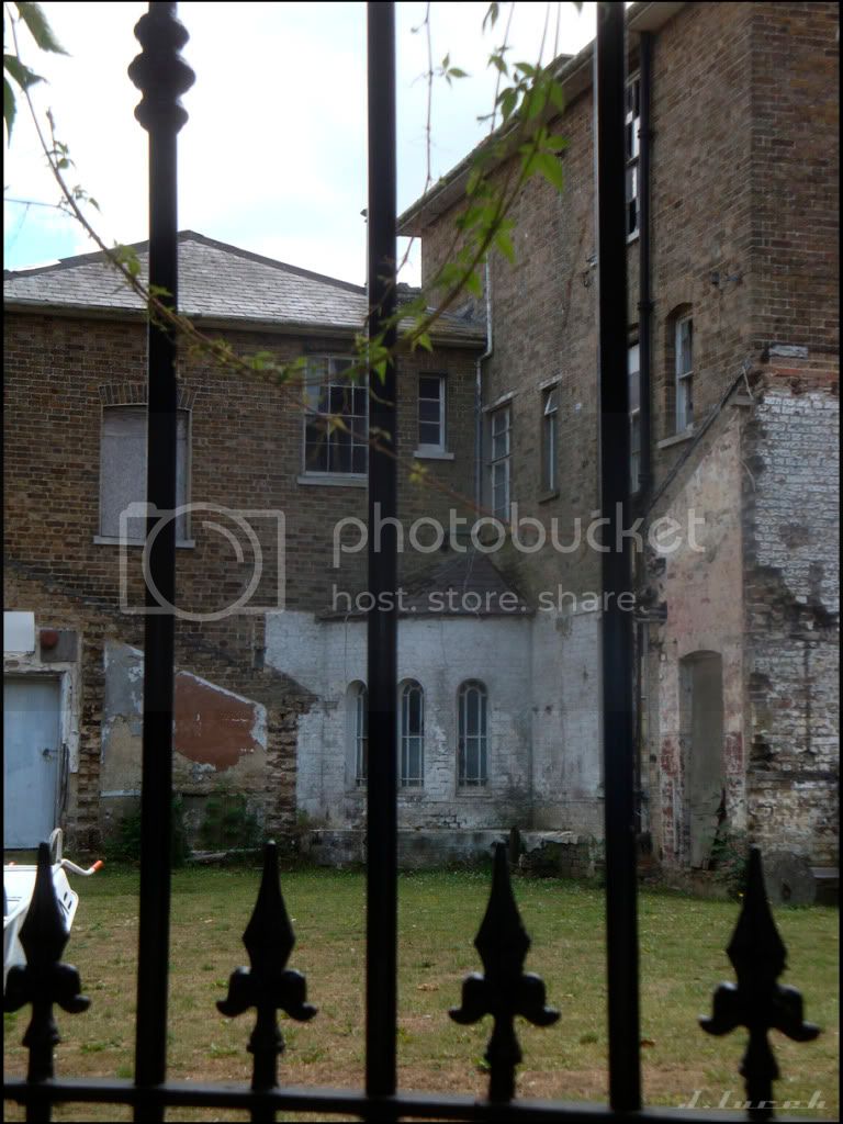 Crown House, Crown Lane, Farnham Royal (Slough) Christmas Day