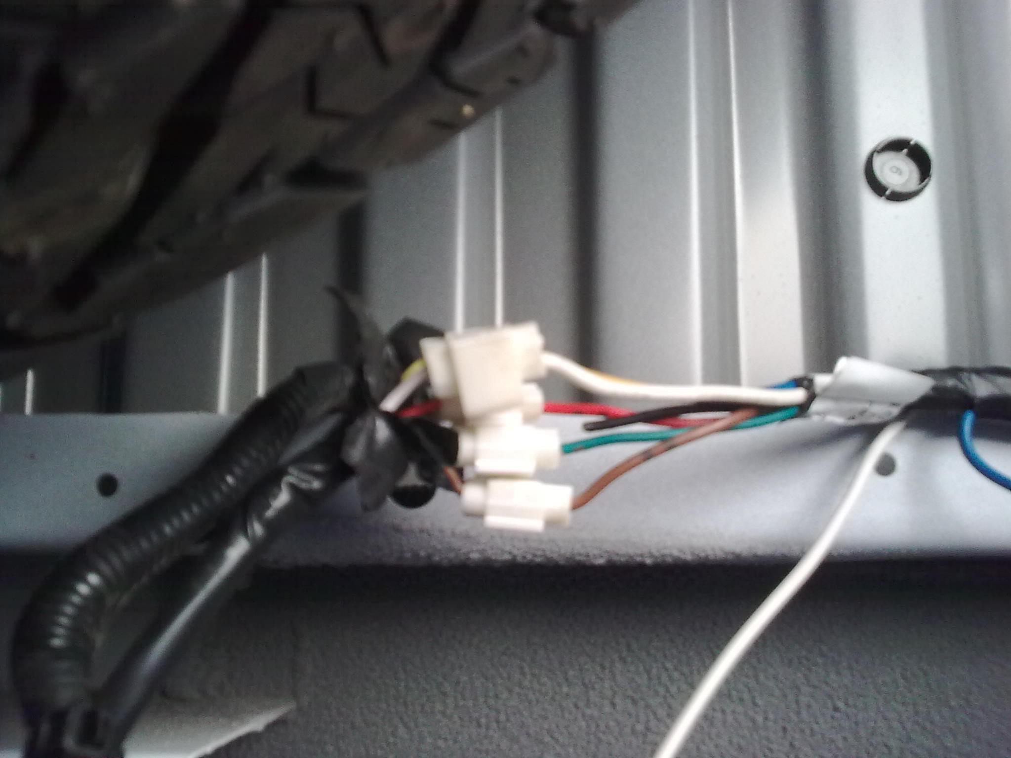 Electric brake controller/brake light switch Nissan Navara Truck Forum